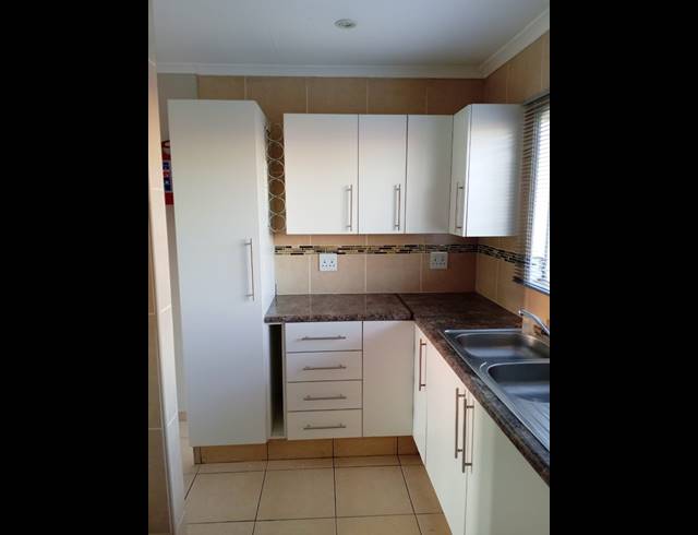 1 BEDROOM FLAT TO LET IN SECUNDA